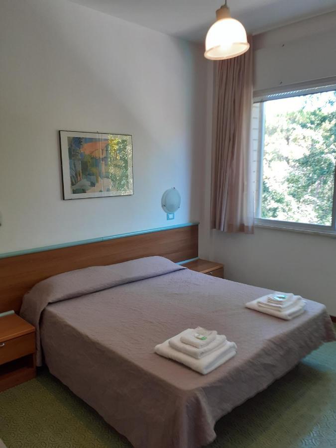 Hotel Solaria 玛里纳罗米亚 外观 照片