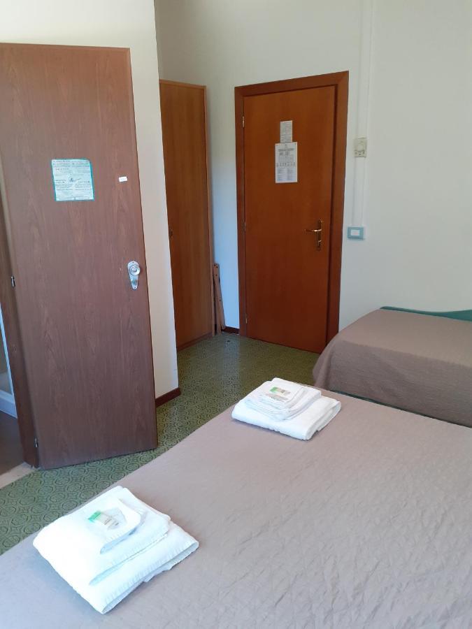 Hotel Solaria 玛里纳罗米亚 外观 照片