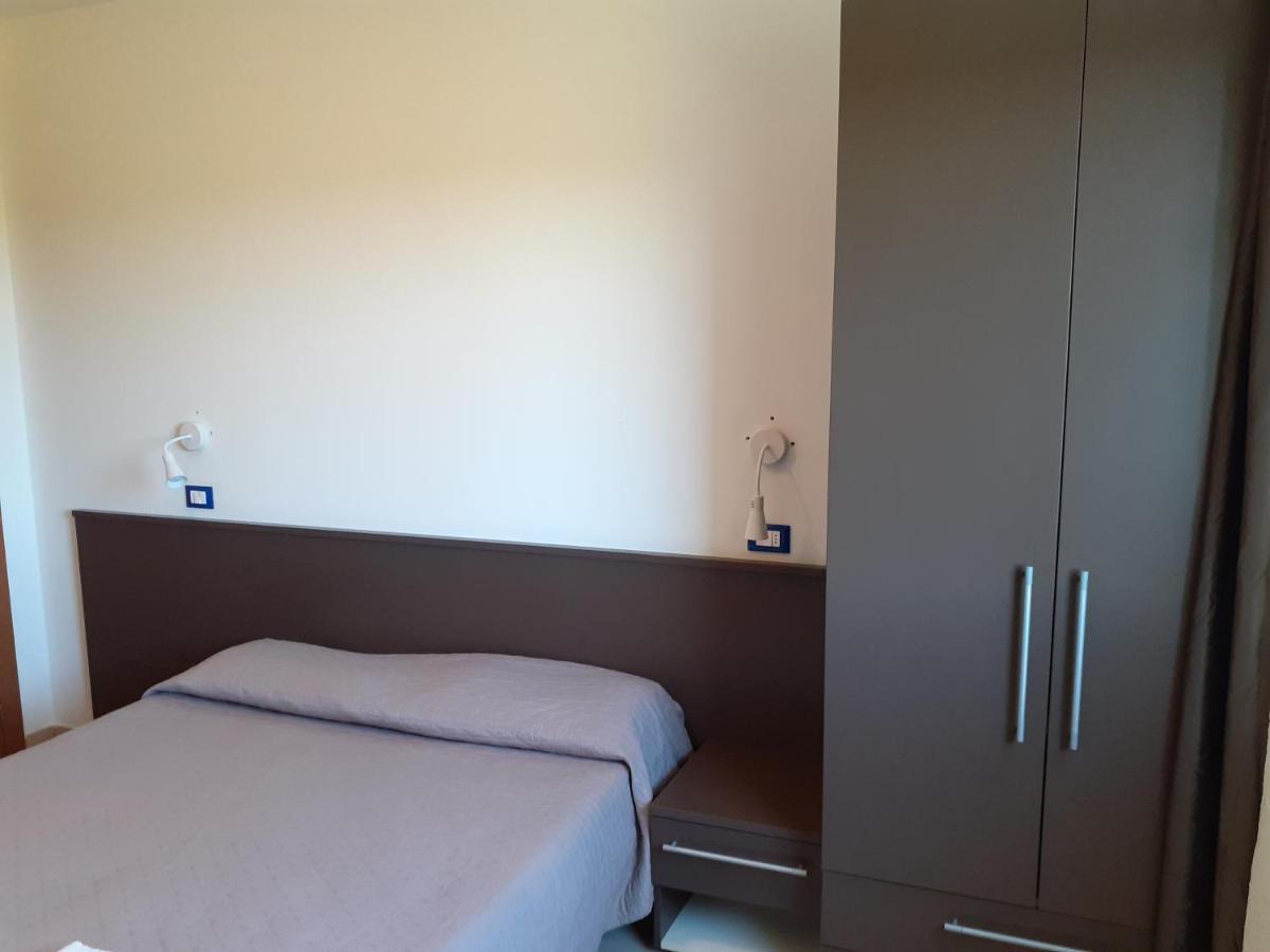 Hotel Solaria 玛里纳罗米亚 外观 照片