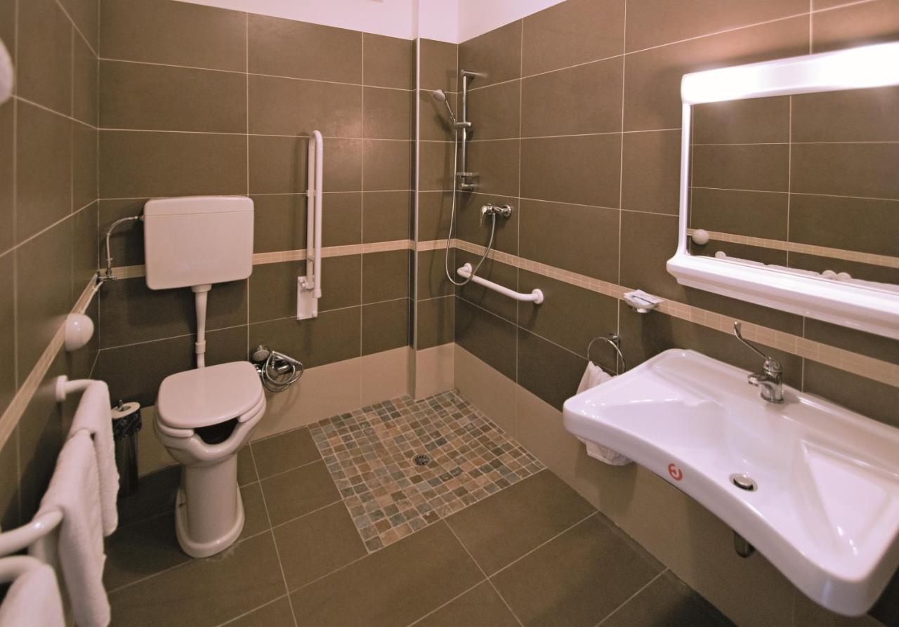 Hotel Solaria 玛里纳罗米亚 外观 照片